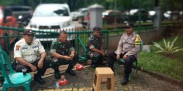 Bhabinkamtibmas Polsek Bungursari Polres Purwakarta dan Babinsa Kompak Himbau Pencegahan Gangguan Kamtibmas