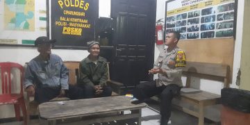 Dekat Dengan Warga, Cara Humanis Bhabinkamtibmas Polsek Cibatu Jaga Keamanan Lingkungan
