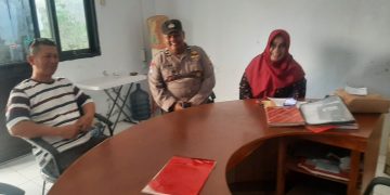 Bhabinkamtibmas Desa Galudra Sambang Staff Desa Guna Ketahui Kegiatan Dan Perkembangan Yang Ada Di Wilayah Binaannya