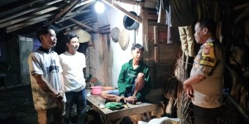 Peran serta Bhabinkamtibmas dalam menjaga lingkungan setempat Bhbabinkamtibmas  Sambang Ketahanan warga desa binaan