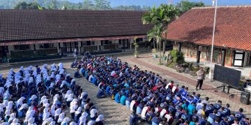 Polsek Wanayasa Berikan Penyuluhan Bahaya Narkoba pada Kegiatan MPLS