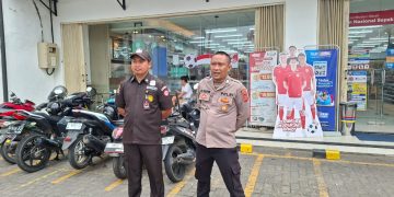 Polsek Purwakarta Kota Ajak Security Guna Jaga Kondusifitas di Minimarket