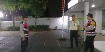 Polsek Cibatu Tingkatkan Patroli Malam, Sambangi Unit Bank BRI Cibatu
