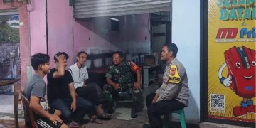 Bhabinkamtibmas Polsek Cibatu dan Babinsa Sapa Warga Binaan di Cipinang