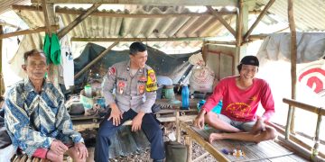 Bhabinkamtibmas Polsek Cibatu dan Babinsa Sapa Warga Binaan di Cipinang