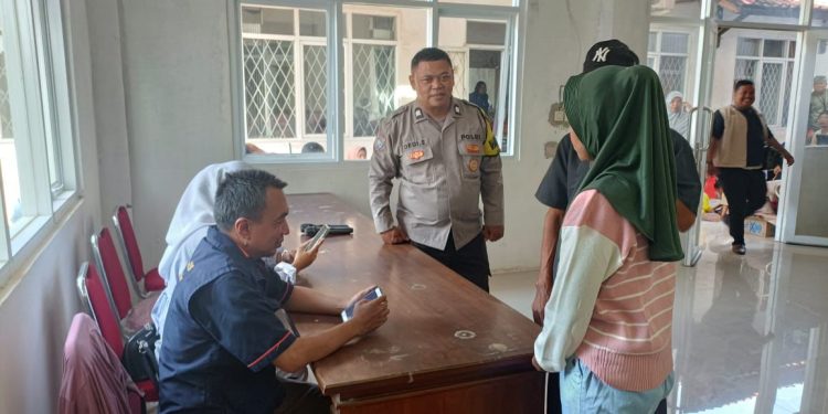 Bhabinkamtibmas Polsek Bungursari Polres Purwakarta Lakukan Sambang ke Instansi Samping, Perkuat Koordinasi dan Kemitraan