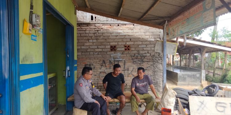Ajak Warga Jaga Kamtibmas, Polsek Plered Rutin Lakukan Sambang Warga