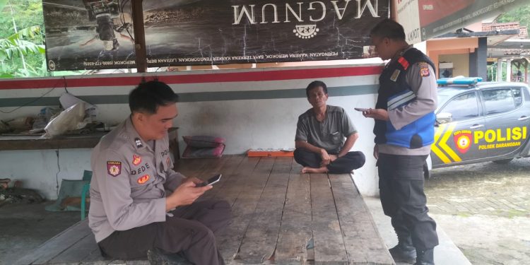 Personil Polsek Darangdan Polres Purwakarta Melaksanakan Patroli Siang Hari