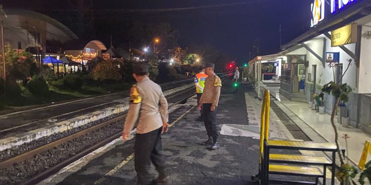 Polsek Plered Gencar Patroli Malam, Upaya Jaga Keamanan Masyarakat Dari Tindak Kejahatan