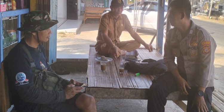 BHABINKAMTIBMAS DESA CIJATI POLSEK MANIIS MELAKSANAKAN SAMBANG KEPADA WARGA MASYARAKAT DESA.CIJATI KEC. MANIIS