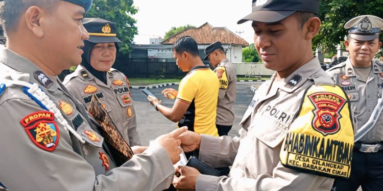 Propam Polsek Purwakarta Kota Gelar Gaktibplin, Tekankan Disiplin Personel