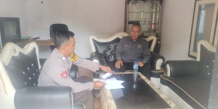 Sambang Aparatur Desa Mekarjaya Polsek Kiarapedes Polres Purwakarta