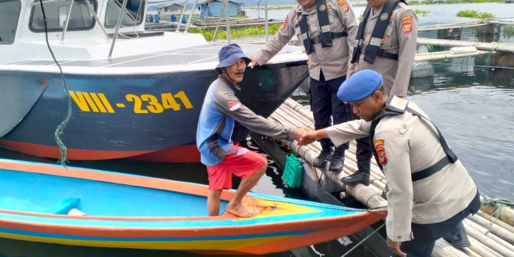 Sat Polairud Polres Purwakarta Gencarkan Sampaikan Imbauan Keselamatan Saat Cuaca Ekstrem