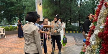 Polres Purwakarta Lakukan Pengamanan Ibadah Natal Umat Kristiani Di Gereja Katolik Santa Maria