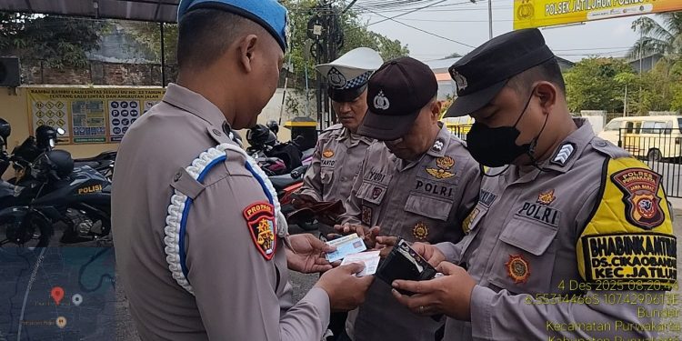 Tingkatkan Kedisiplinan, Provos Polsek Jatiluhur Laksanakan Gaktiplin Rutin