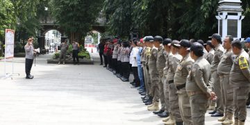 Kapolres Purwakarta Tekankan Pelayanan Humanis dalam Pengamanan Aksi Buruh