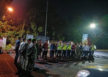 Sinergitas TNI-Polri dan Forkopimcam, Polsek Cibatu Gelar Apel Pengamanan Tahun Baru 2026