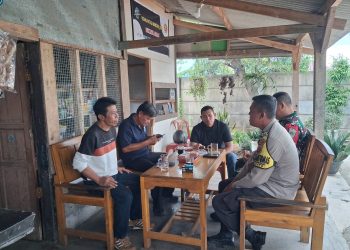 Melalui Sambang Warga, TNI–Polri di Ciparungsari Perkuat Komunikasi dengan Masyarakat