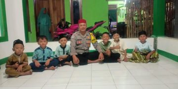 Bangun Kebersamaan di Bulan Suci Ramadhan, Bhabinkamtibmas dan Babinsa Aktif Silaturahmi