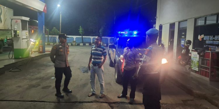 Polsek Bungursari Polres Purwakarta Laksanakan Patroli Malam Blue Light, Ciptakan Rasa Aman