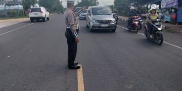Polsek Bungursari Polres Purwakarta Laksanakan Gatur Lalin Protap Sore, Cegah Kemacetan dan Laka Lantas