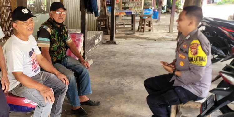 Polsek Bungursari Polres Purwakarta Tingkatkan Kamtibmas melalui Sambang Tukang Ojek oleh Bhabinkamtibmas