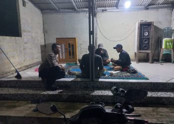 Bhabinkamtibmas Polsek Bungursari Polres Purwakarta Perkuat Kamtibmas melalui Ronda Malam