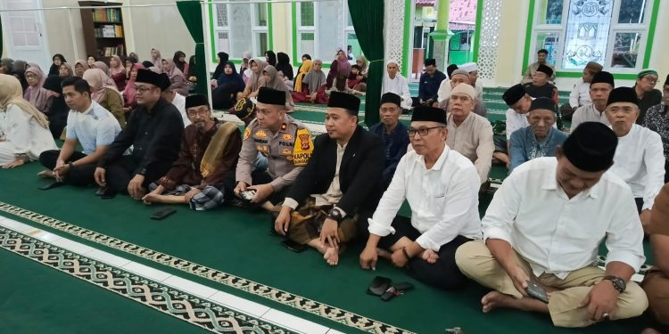 Kapolsek Bungursari Polres Purwakarta Hadiri Safari Ramadhan Kecamatan di Desa Ciwangi, Perkuat Sinergitas dan Kamtibmas