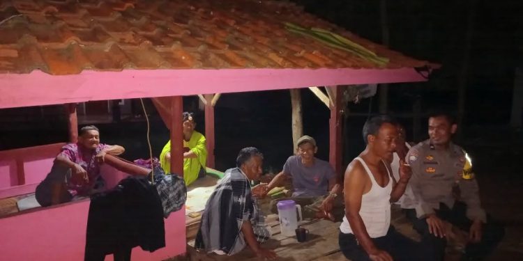 Polisi Ikut Ronda Malam, Warga Makin Semangat Jaga Kamtibmas