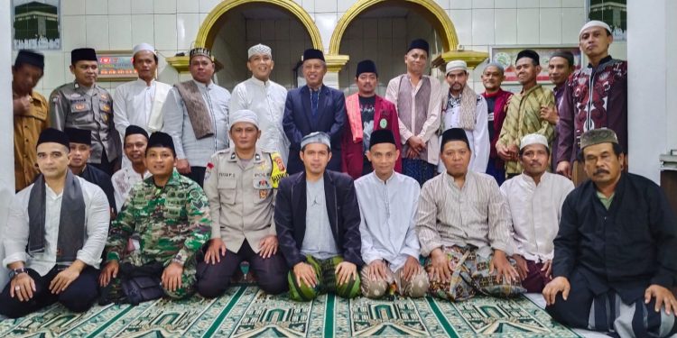 Melalui Tarling, Polsek Cibatu Perkuat Kedekatan dengan Masyarakat di Bulan Ramadhan