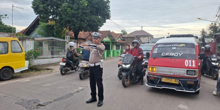 Unit Lantas Tekankan Pelayanan Prima dalam Gatur Lalin di Wilayah Hukum Jatiluhur