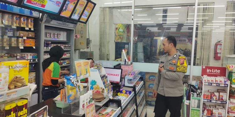 Maksimalkan Patroli Malam, Polsek Plered  Pastikan Masyarakat Beristirahat Dengan Aman