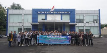 Polantas Menyapa, Satlantas Polres Purwakarta Edukasi Safety Riding Karyawan PT. FIF Group