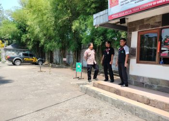 Bhabinkamtibmas Tingkatkan Kinerja Satpam RS Holistic, Antisipasi Curanmor dan Modus Pecah Kaca