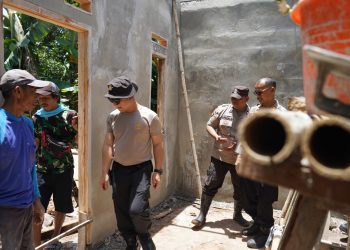 Kapolres Purwakarta Tinjau Rutilahu di Campaka, Pastikan Program Sosial Tepat Sasaran