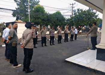 Tingkatkan Kedisiplinan Anggota, PLT Kapolsek Purwakarta Kota Pimpin Apel Pagi Jam Pimpinan