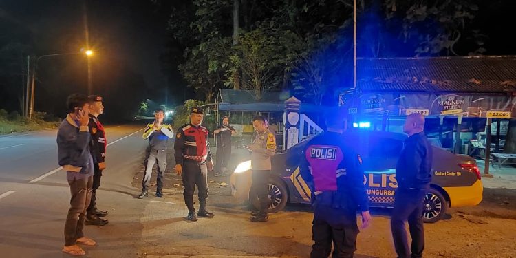 Patroli Gabungan Jelang Sahur, Polres Purwakarta Amankan Bungursari dari Tawuran dan Gangguan Kamtibmas