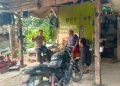 Bhabinkamtibmas Gencarkan Himbauan di Bengkel Motor, Ajak Warga Waspada dan Jaga Kamtibmas