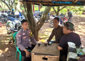 Bhabinkamtibmas Polsek Bungursari Polres Purwakarta Sambang Warga, Antisipasi Keramaian Acara Hajatan