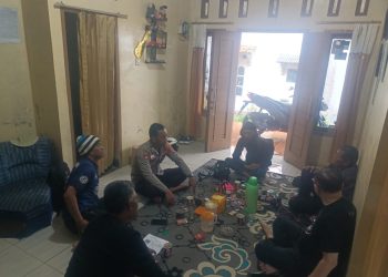 Humanis dan Responsif, Bhabinkamtibmas Polres Purwakarta Turun Langsung Jaga Kondusifitas Warga Mekarjaya