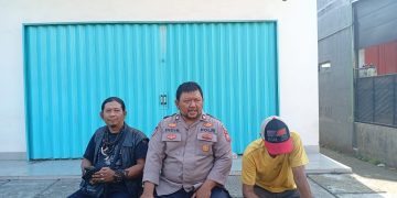Bhabinkamtibmas Lebak Anyar Bangun Kedekatan Lewat Dialog Santai Bersama Warga
