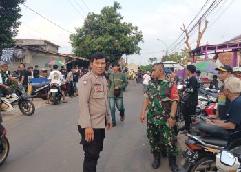 Polsek Bungursari Polres Purwakarta Amankan Nobar Persija vs Persib di Cafe Disani Cibungur