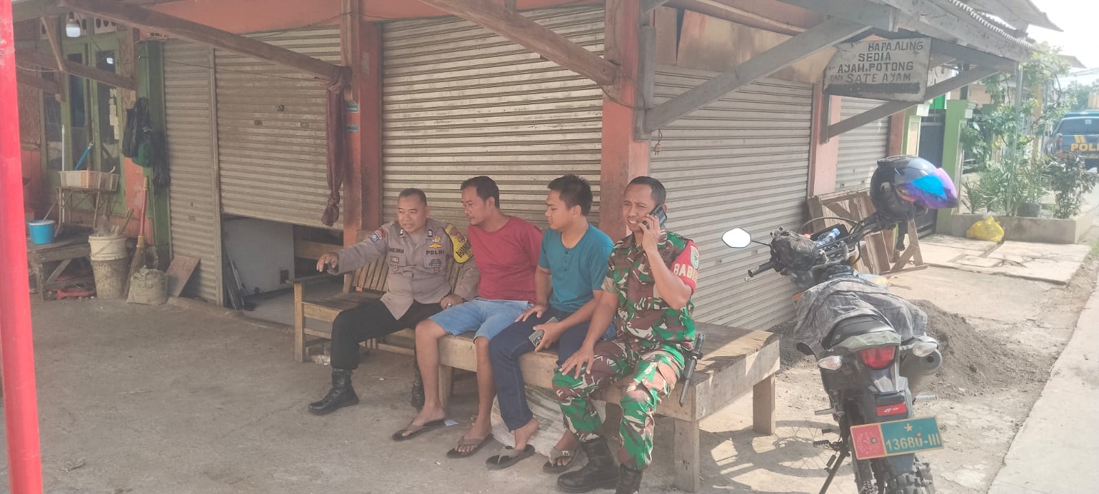 Sinergi TNI-Polri Bangun Ketahanan Sosial di Desa Cijunti dengan Tingkatkan Kepedulian Warga
