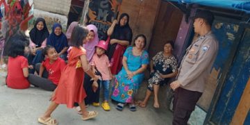 Bhabinkamtibmas Polsek Pasawahan ajak ibu-ibu jadi pelopor keamanan keluarga dan lingkungan