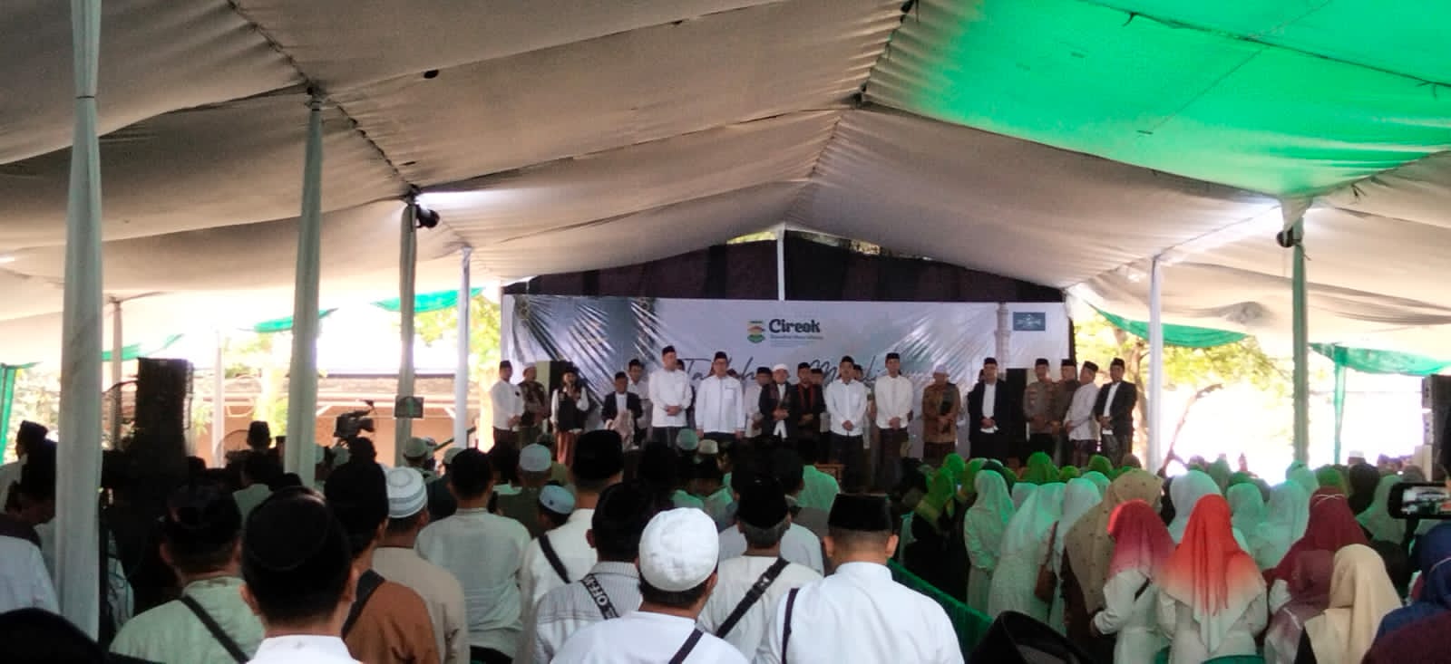 Maulid Nabi dan Tasyakur HUT RI Digelar Bersama, Ribuan Warga Campaka Padati Pesantren Riyadhul Muta’alimin