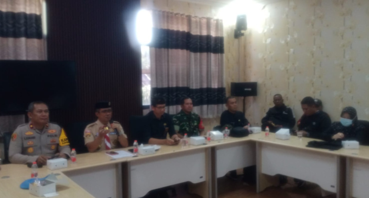 Jelang HUT RI ke-81, Kapolsek Purwakarta Kota Hadiri Rakor Persiapan Upacara Tingkat Kecamatan