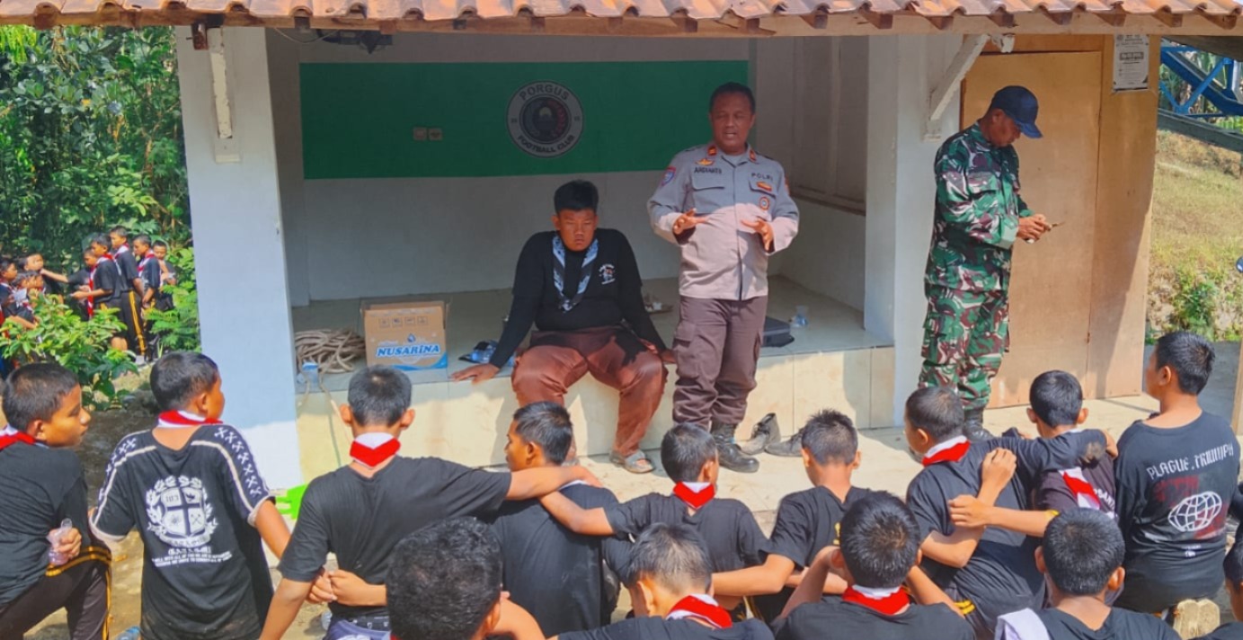 Semangat Pramuka, Polsek Cibatu Hadiri Pembukaan Jambore Ranting Tingkat Kecamatan