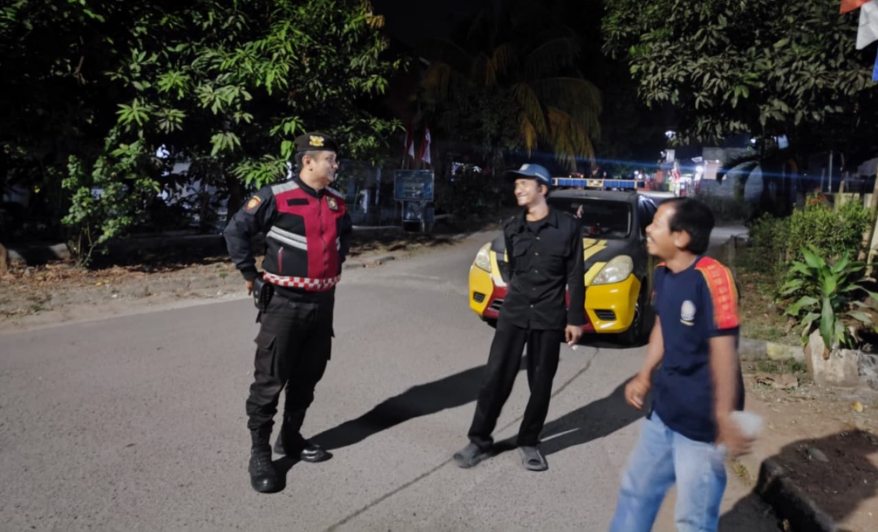 Patroli Dini Hari, Sat Samapta Polres Purwakarta Sasar Permukiman Warga Cegah Kriminalitas