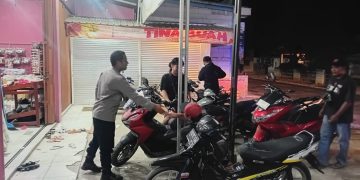 Cahaya Biru yang Menjaga Rasa Aman, Patroli Polsek Plered Perkuat Pencegahan Kejahatan pada Jam Rawan