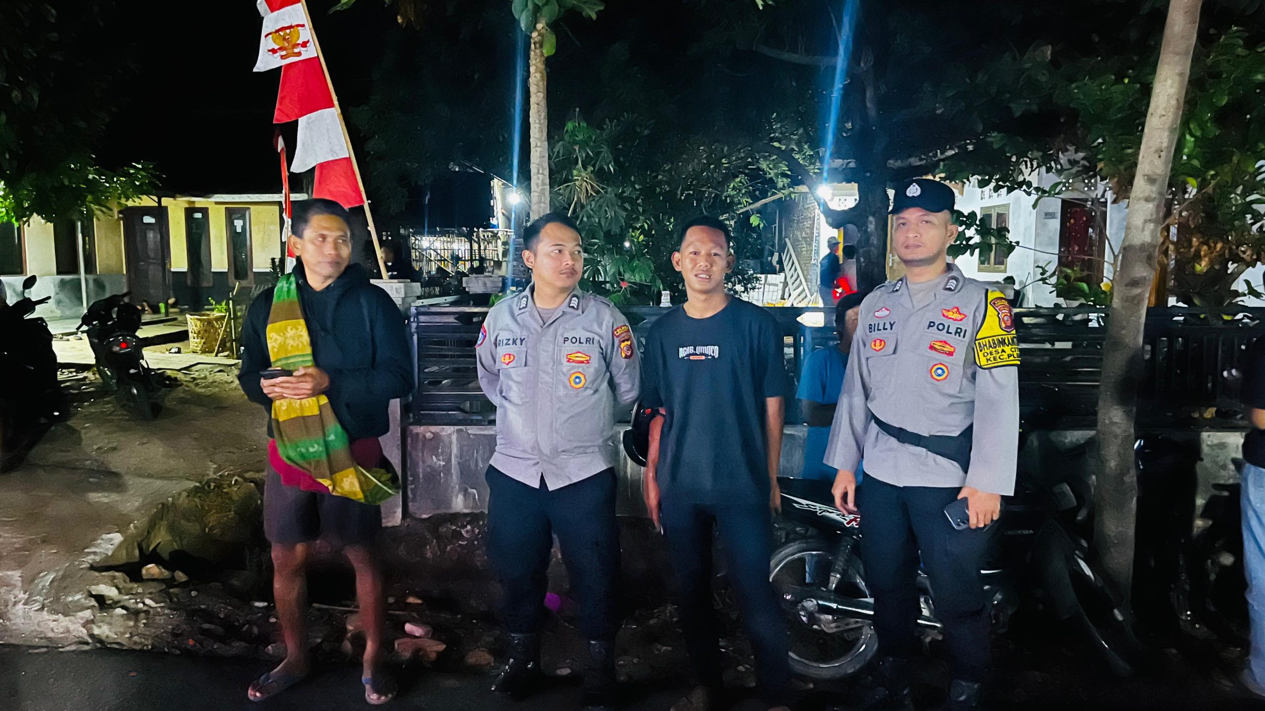Saat Warga Masih Beraktivitas Malam, Polisi Hadir Menjaga Keamanan Lewat Pendekatan Humanis